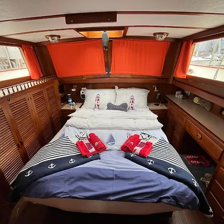 Ботель Seewolf *