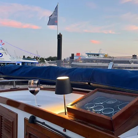 Seewolf 船上ホテル