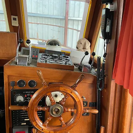 船上ホテル Seewolf クックスハーフェン