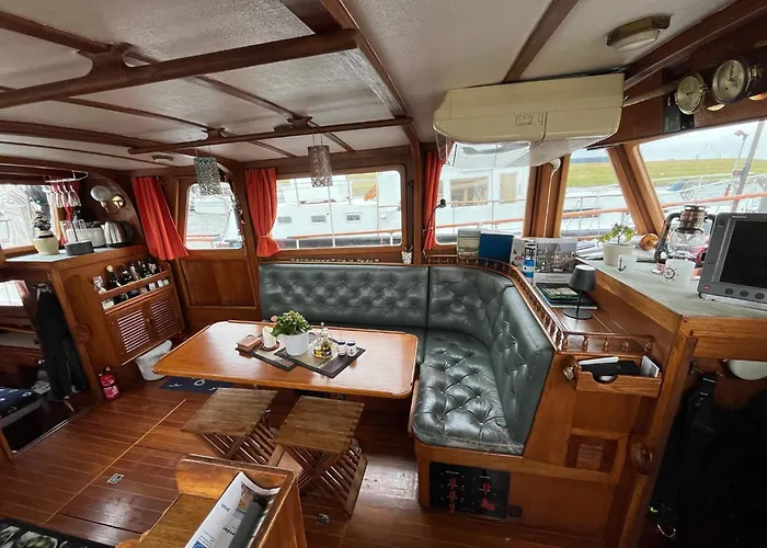 보트호텔 Seewolf *