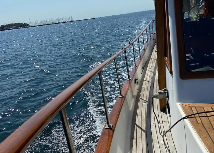 Seewolf 보트호텔 쿡스하펜